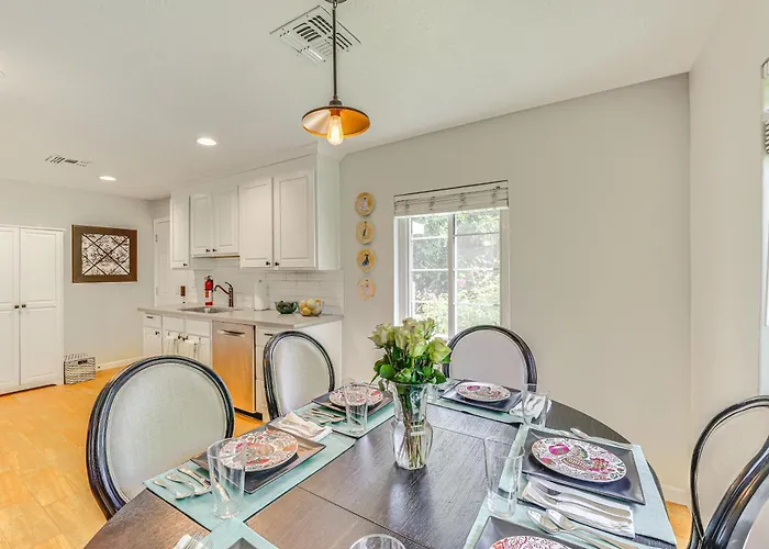 Historic District W/ Patio & Yard In Mesa! * Mesa