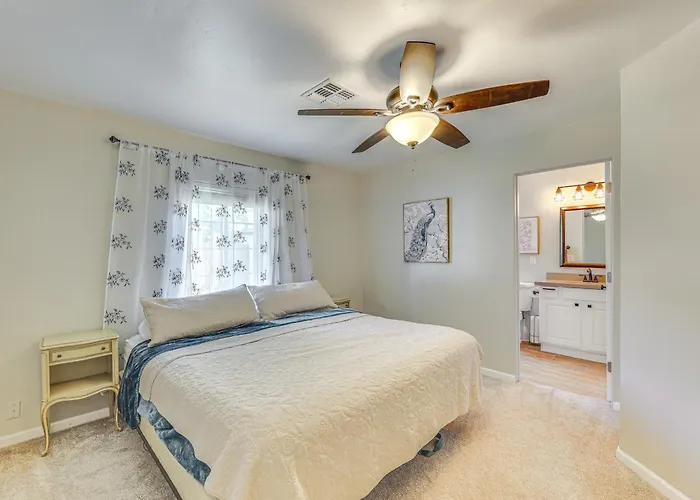 Historic District W/ Patio & Yard In Mesa! Holiday home Mesa