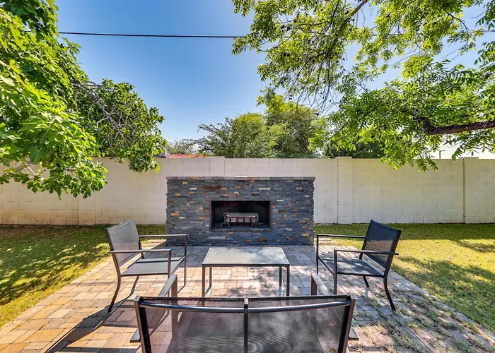 Historic District W/ Patio & Yard In Mesa! Mesa