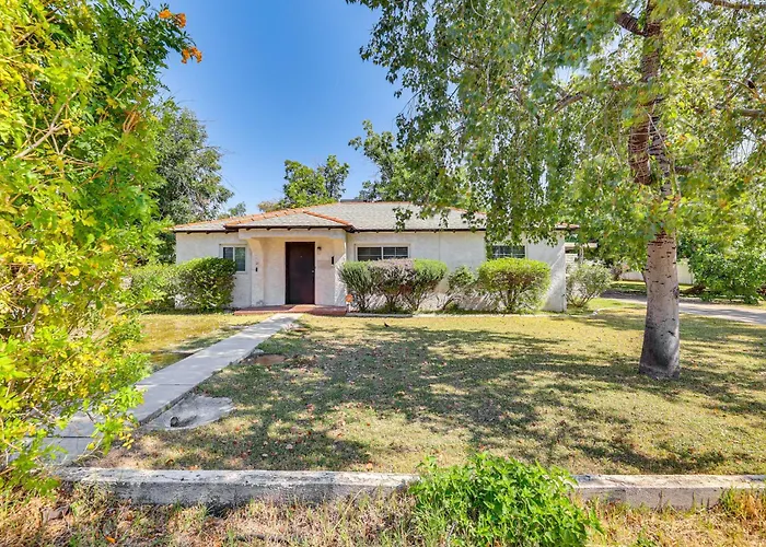 Historic District W/ Patio & Yard In Mesa! Mesa